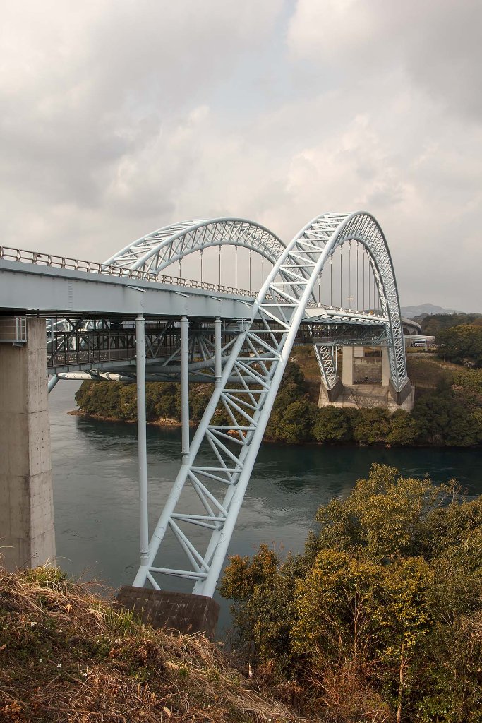 03-Bridge over Harioseto Strait.jpg